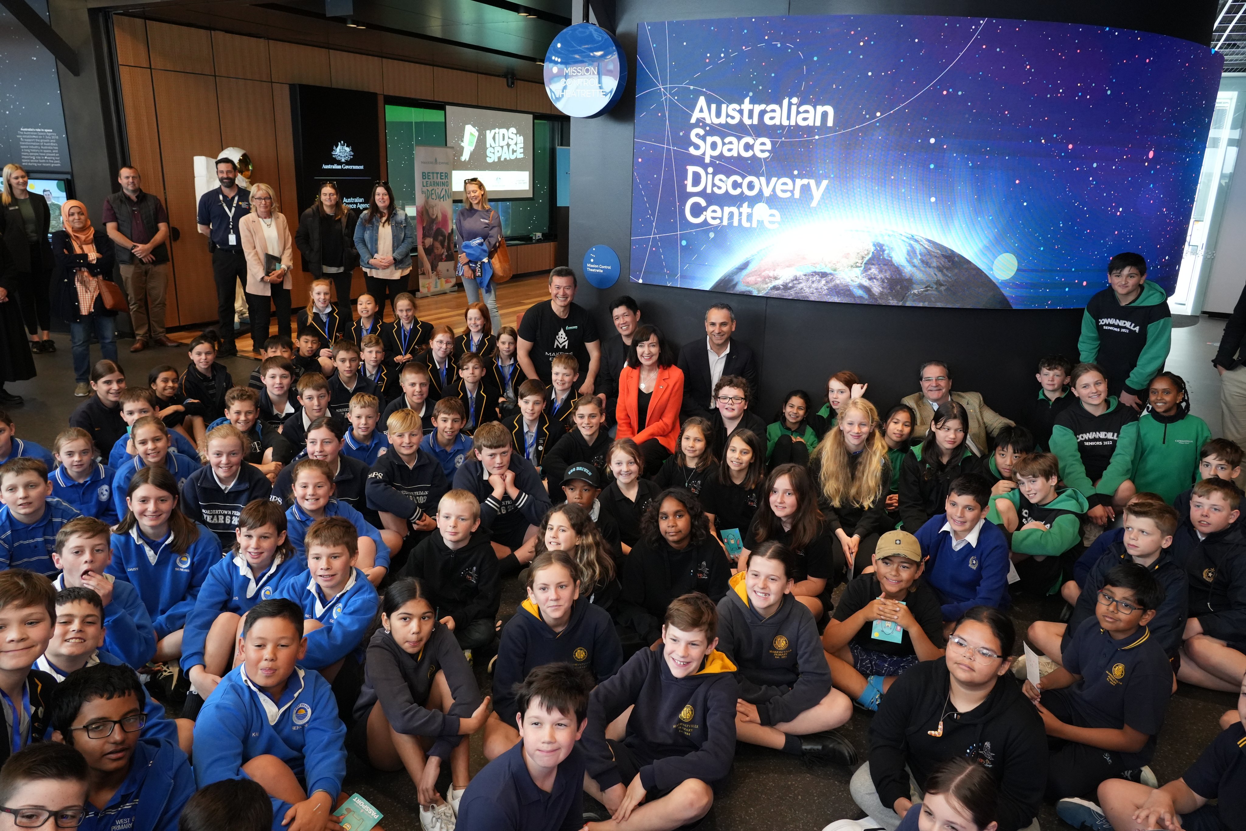 Students Group Australian Space Discovery Centre